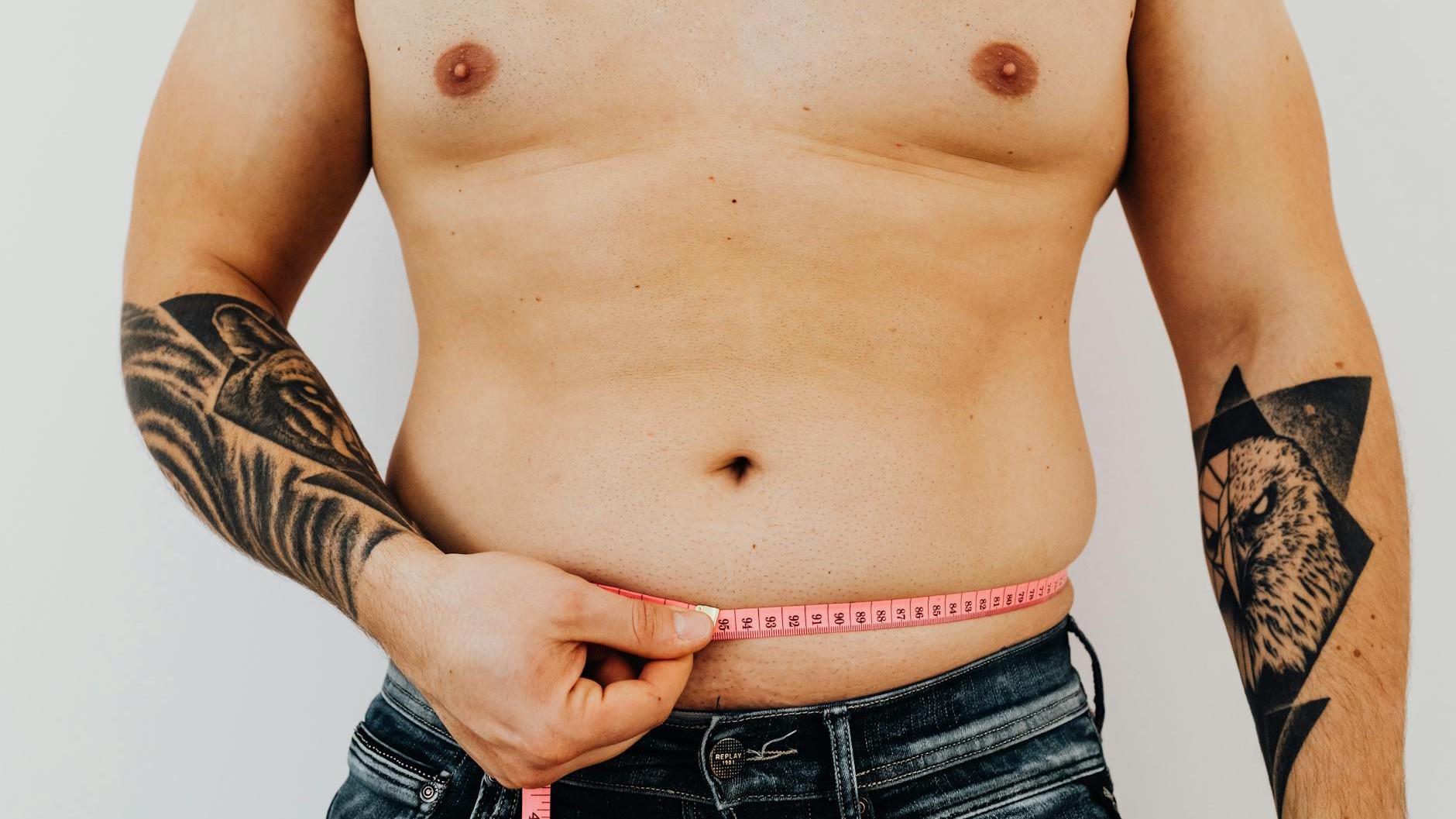 Arrêtez de vérifier la taille d'un jean : c'est une autre mesure qui décide de tout