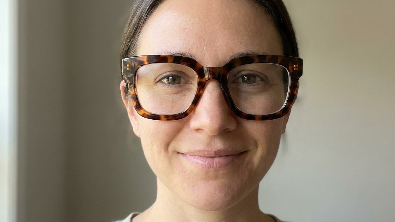 « Je choisissais toujours les mêmes » : la règle que les opticiens appliquent pour trouver la monture parfaite selon votre...