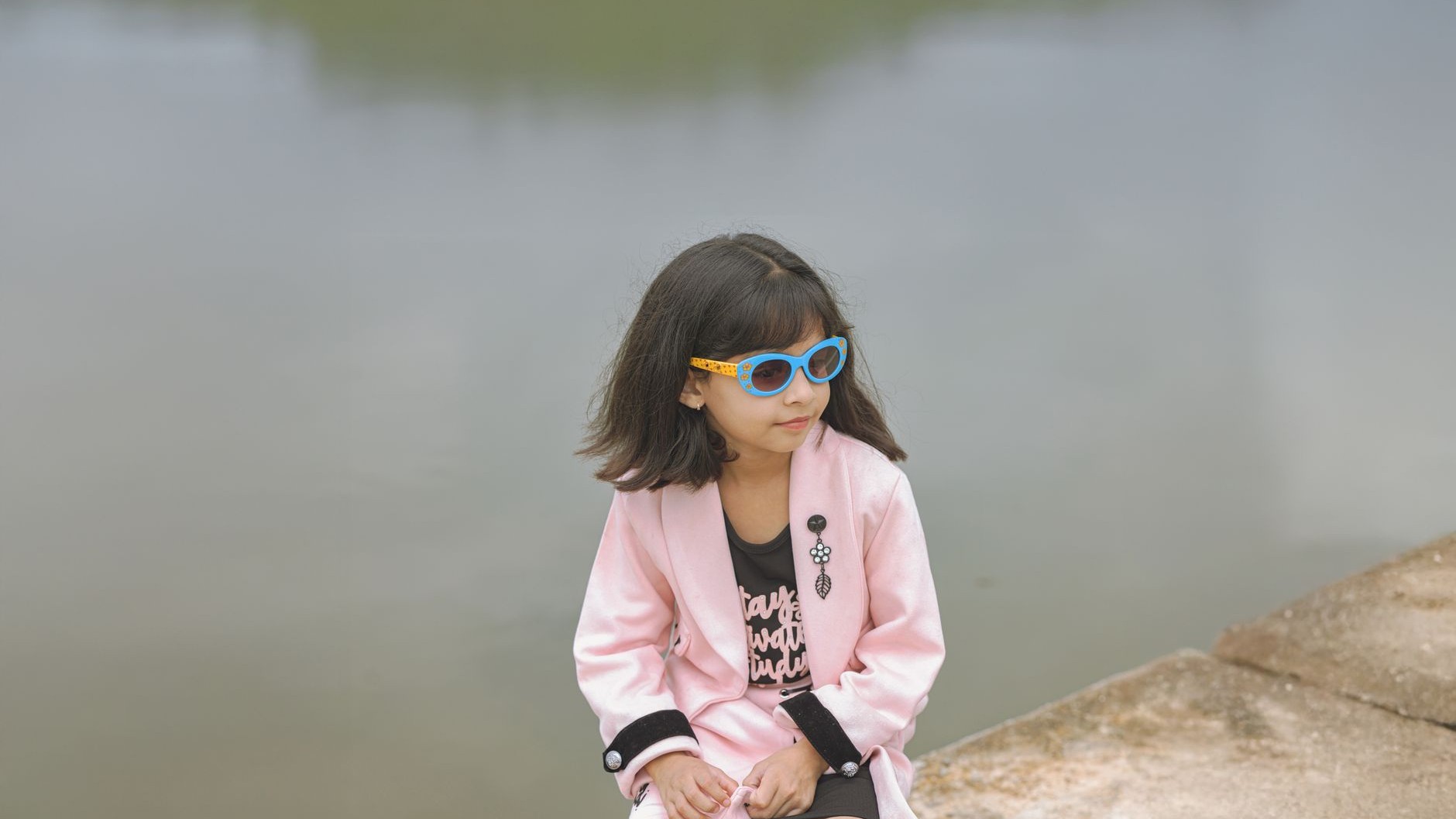 J'essuyais mes lunettes de soleil dès la sortie de l'eau pour enlever les traces : un opticien m'a montré ce que le sel sé...
