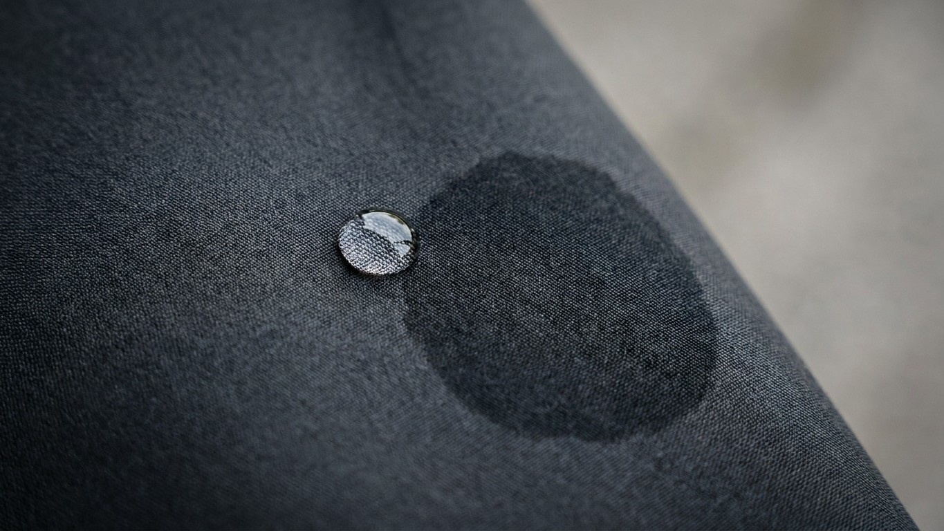 J'ai lavé ma veste imperméable avec ma lessive habituelle après chaque randonnée juste pour qu'elle sente le propre : à la...
